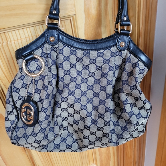 Authentic  Gucci Bag - Picture 8 of 8